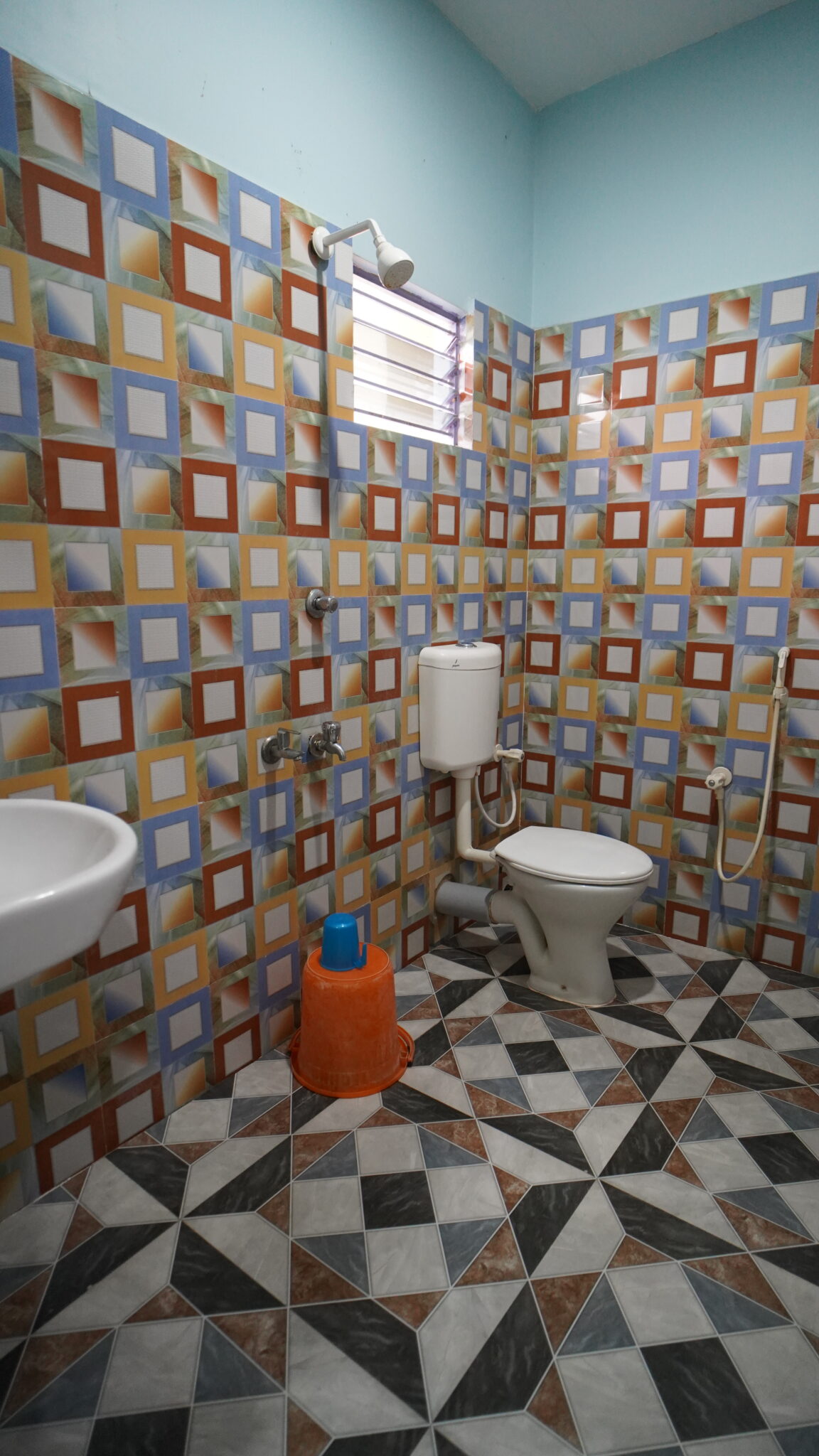 102_bathroom